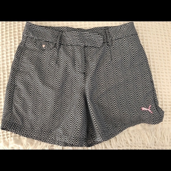 VTG Puma Novelty Graphic Chevron Golf Shorts Sz. 4 Black/White Summer Tee Off - Picture 1 of 5